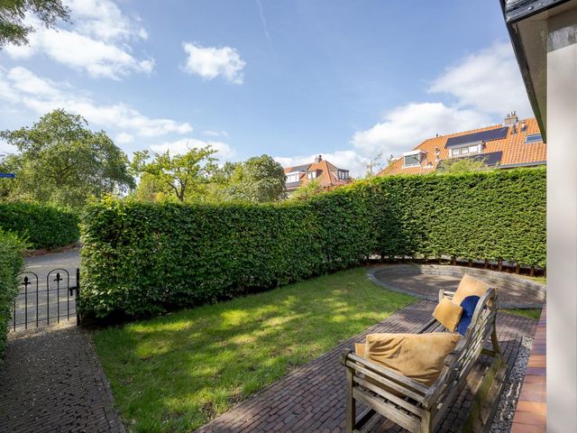 Willem de Zwijgerlaan 86, Voorschoten