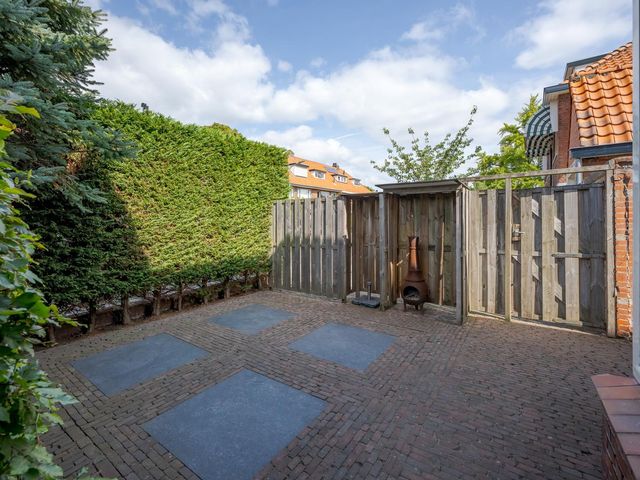 Willem de Zwijgerlaan 86, Voorschoten