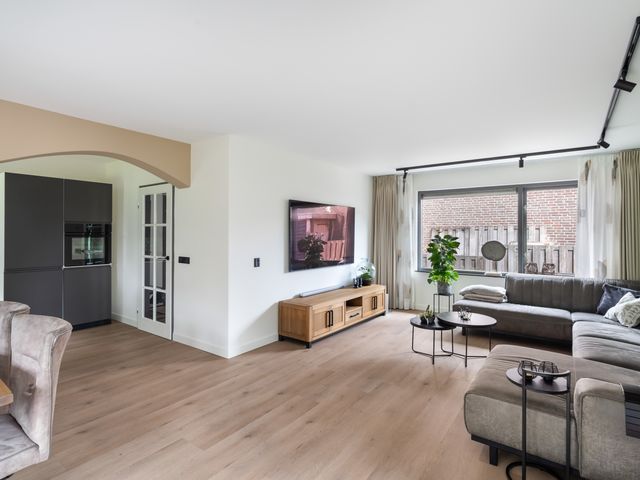 Veerstraat 7, Oude Wetering