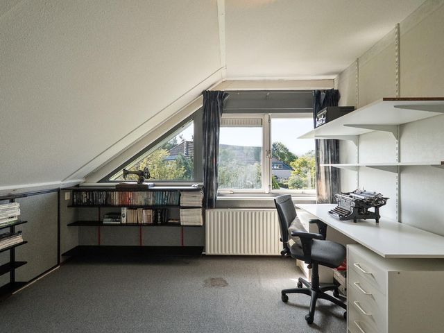 Kruiszwin 5730, Julianadorp
