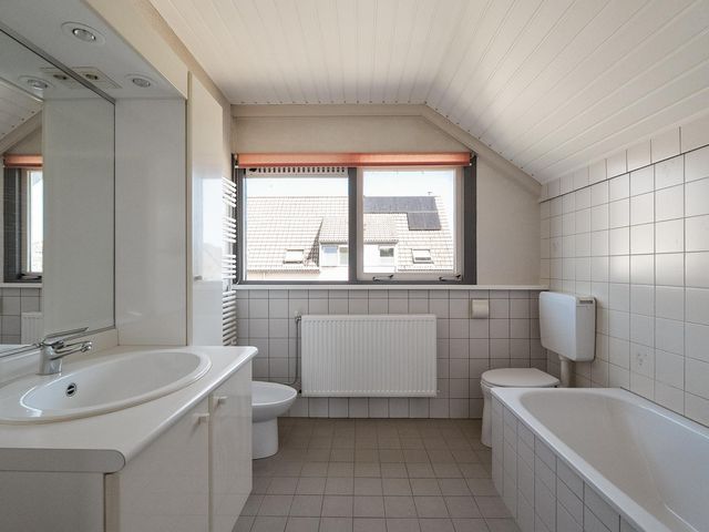 Kruiszwin 5730, Julianadorp