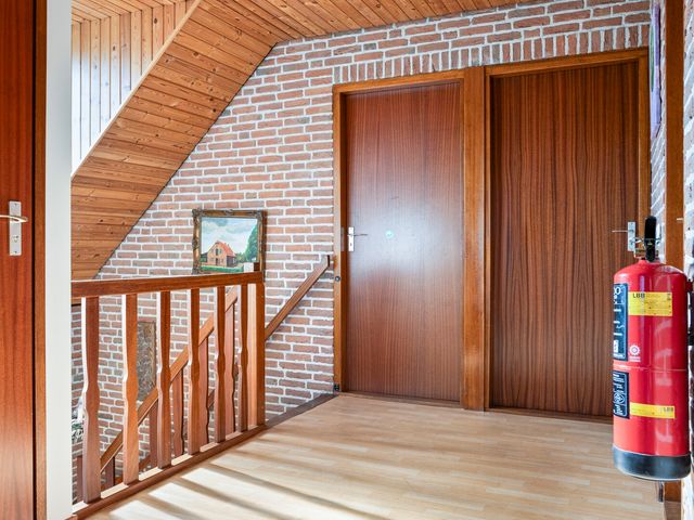 Hoogeind 2, Oosteind