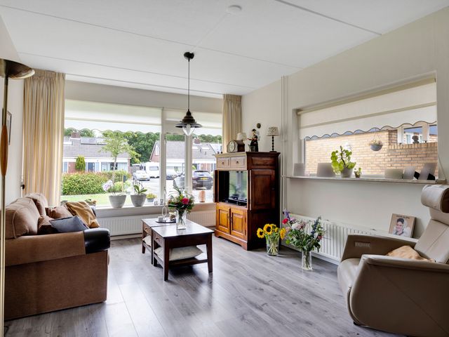 De Greiden 9, Idskenhuizen