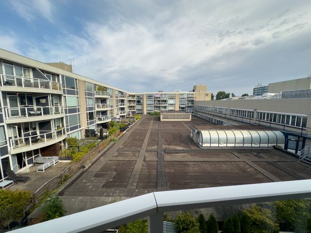 Uitstraat 64, Spijkenisse