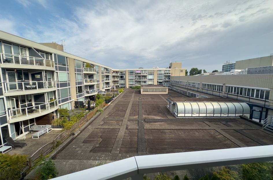 Uitstraat 64