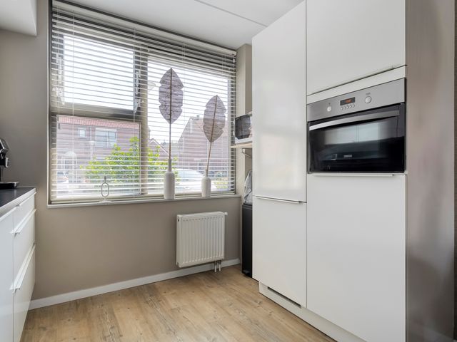 Boterbloem 79, Hardenberg