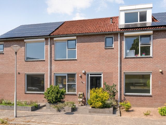Boterbloem 79, Hardenberg