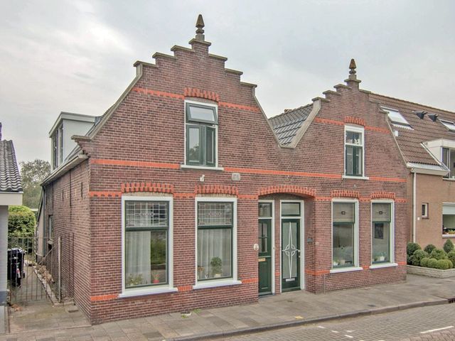 Zuidkade 218, Waddinxveen