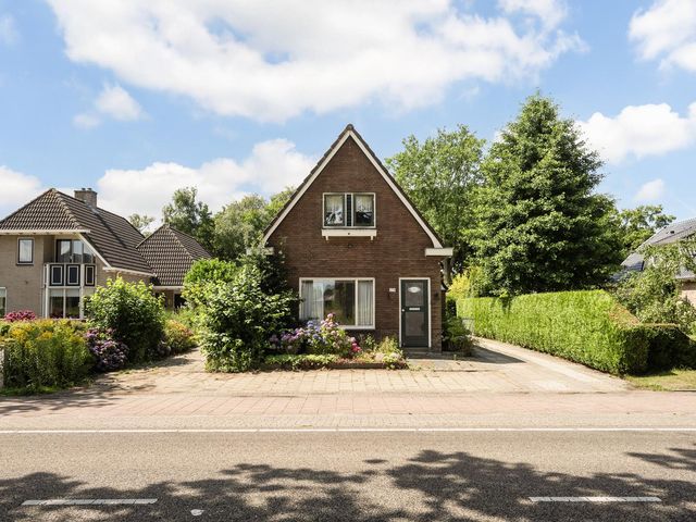 Burg.Backxlaan 279, Nieuwleusen