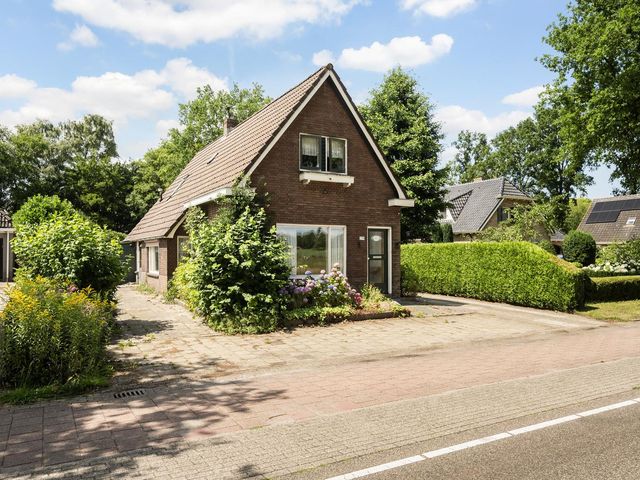 Burg.Backxlaan 279, Nieuwleusen