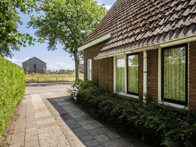 Burg.Backxlaan 279, Nieuwleusen