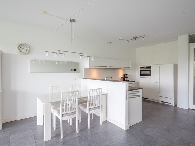 Hof Van Pampus 75, Hoofddorp