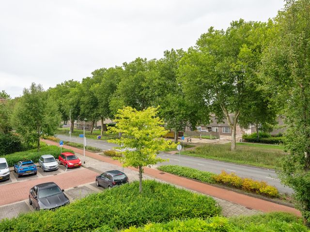 Zijpenberg 133, Capelle aan den IJssel