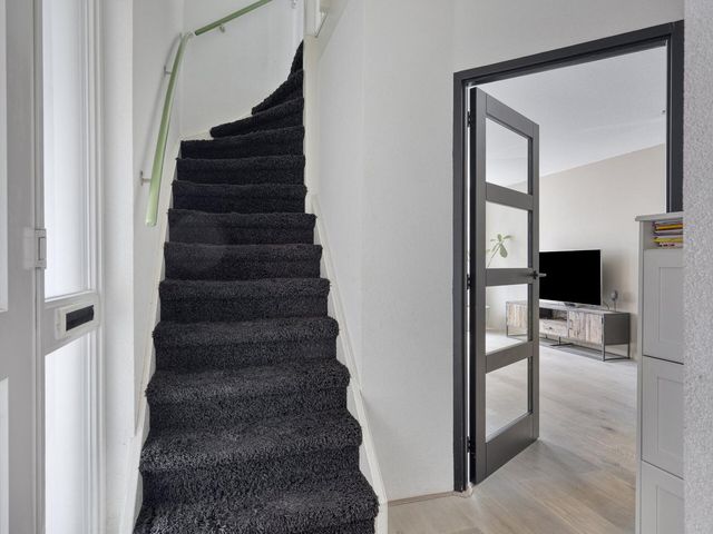 Teresaplein 19, Zetten