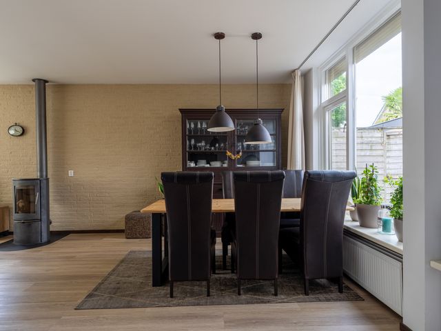 Dokter Oosteromstraat 16, Andel