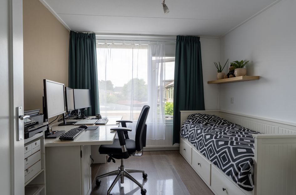 Dokter Oosteromstraat 16