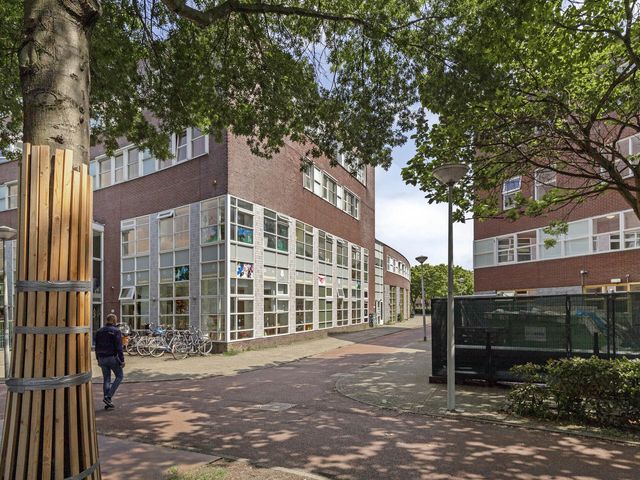 Oostakkerstraat 81, Amsterdam