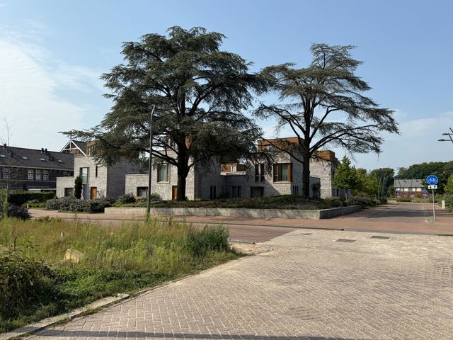 Verbindelaarshof 8, Ede
