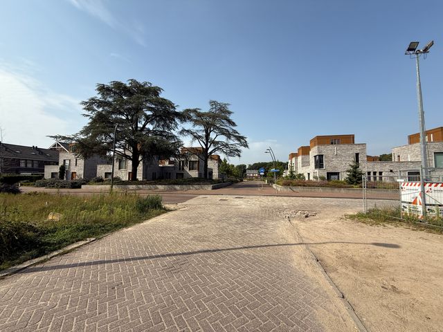 Verbindelaarshof 8, Ede