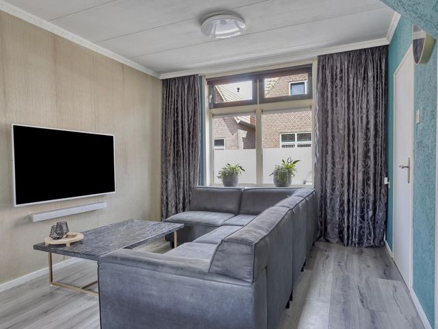 Willem de Clercqstraat 5, Enschede