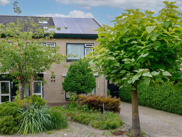 Martena 15, Drachten