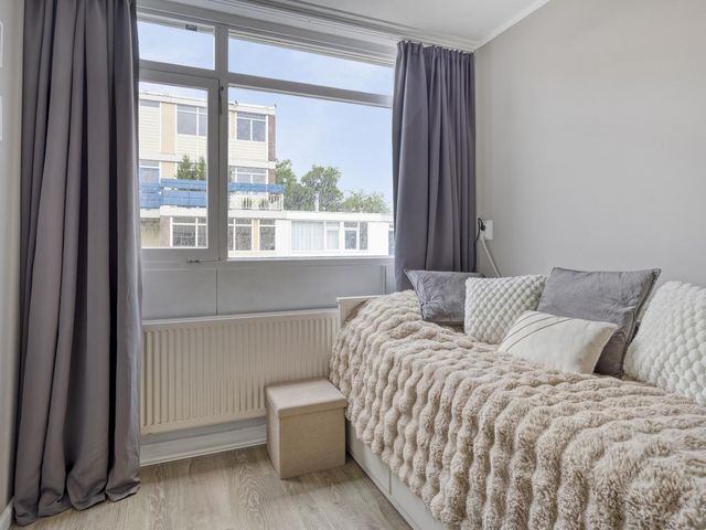 Diepenbrockrode 42, Zoetermeer