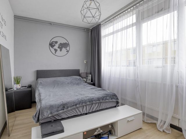 Diepenbrockrode 42, Zoetermeer