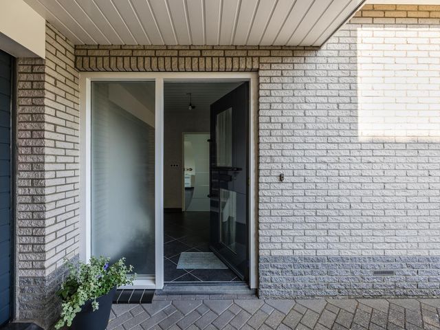 Benedictijnerstraat 6, Philippine