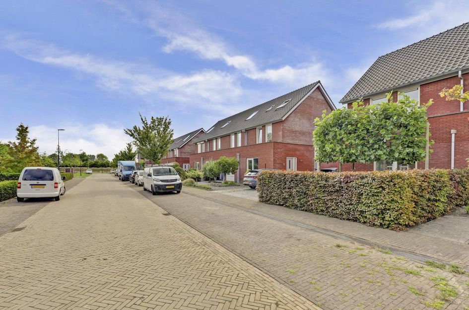 Hoefbladstraat 64