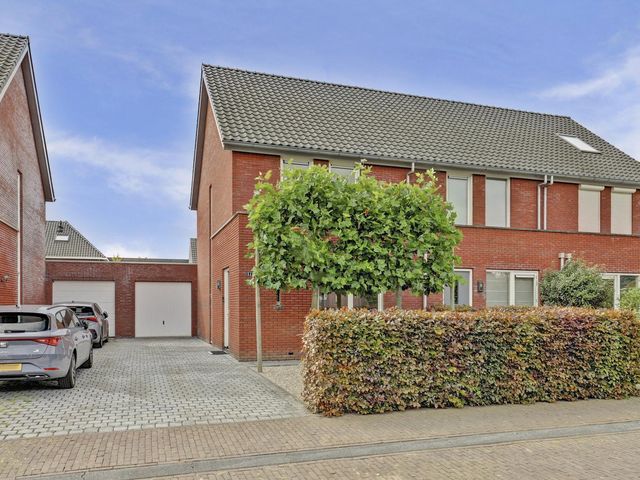 Hoefbladstraat 64, Heinkenszand