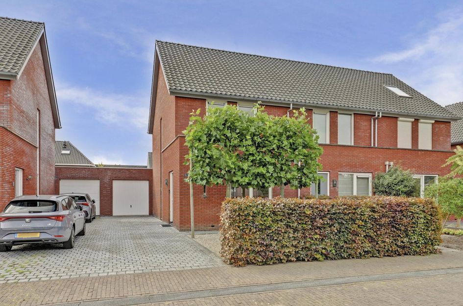 Hoefbladstraat 64