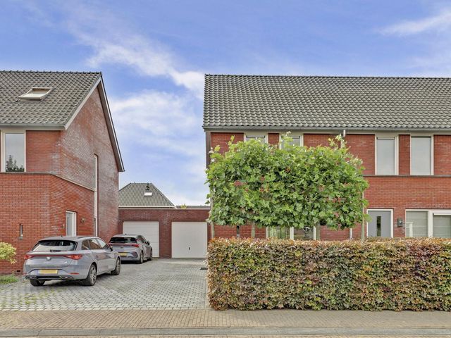 Hoefbladstraat 64, Heinkenszand