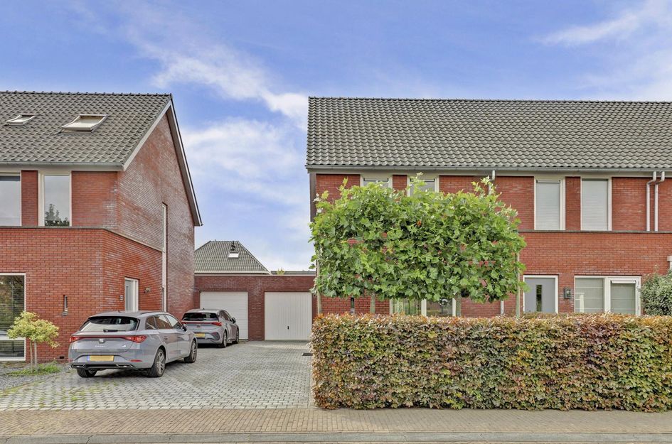 Hoefbladstraat 64