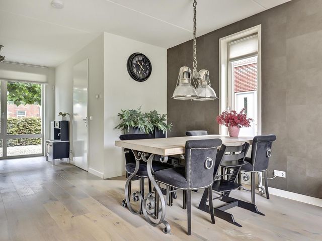Hoefbladstraat 64, Heinkenszand