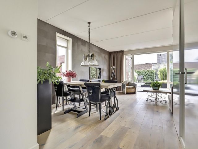 Hoefbladstraat 64, Heinkenszand