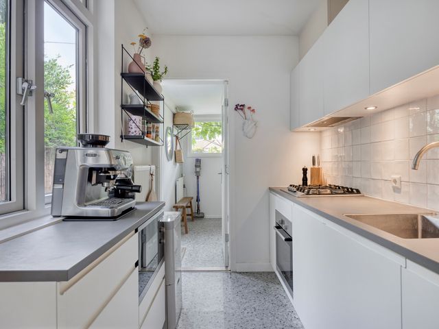 Van der Hoevenstraat 2, Leiden