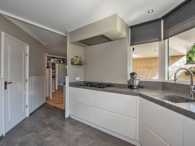 De Gruttenmaat 6, Reutum