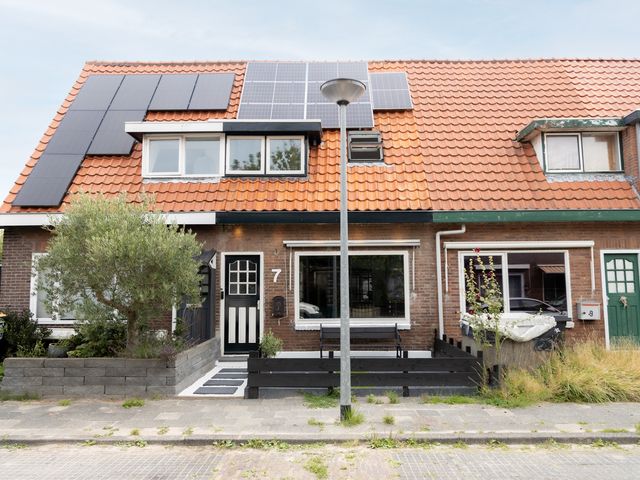 Dijkstraat 7, Den Oever