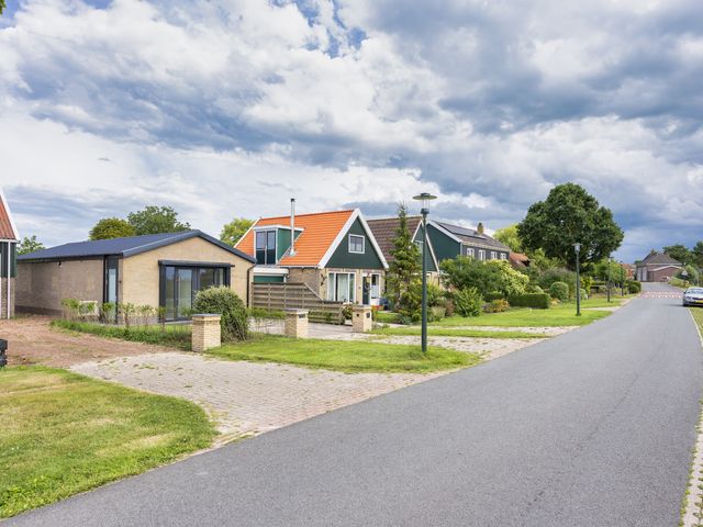 Bittenserpaed 18, Schettens