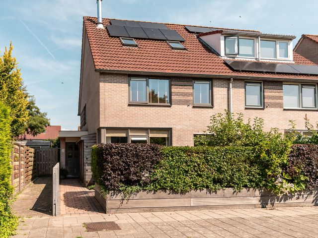 Oderstraat 1, Lelystad