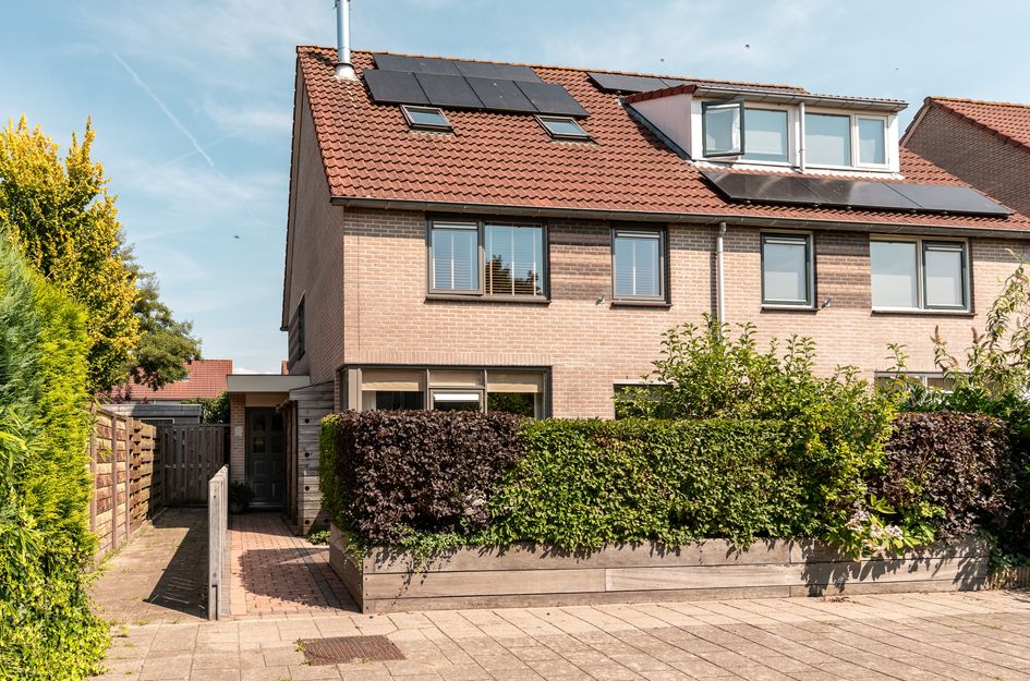 Oderstraat 1