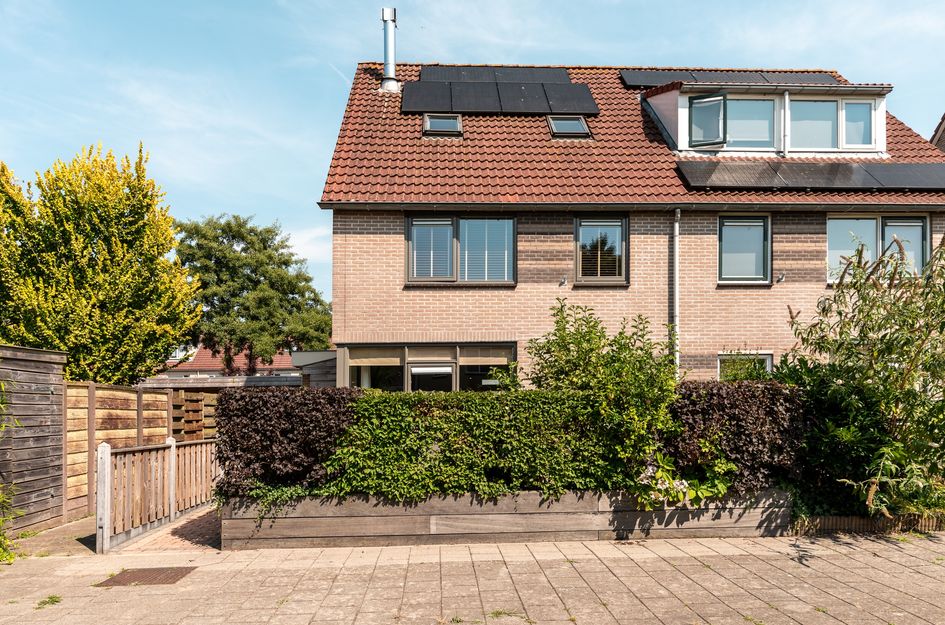 Oderstraat 1