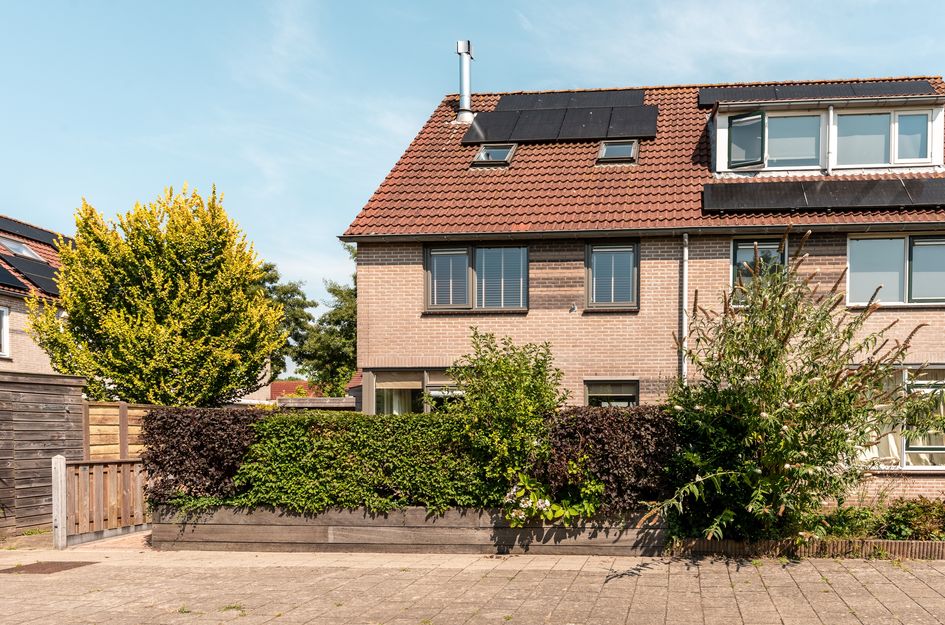 Oderstraat 1
