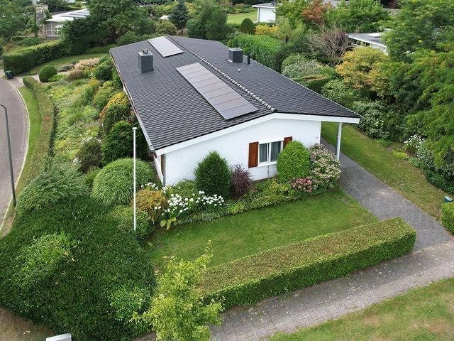 den Bruijl 33, Velp