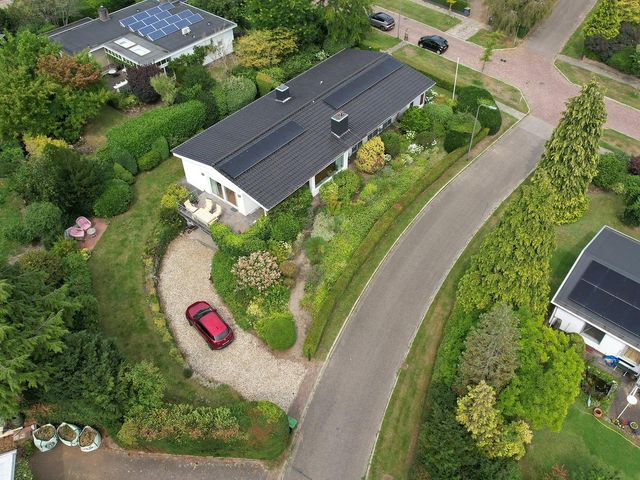den Bruijl 33, Velp