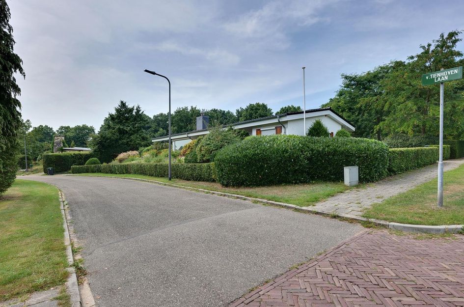 den Bruijl 33