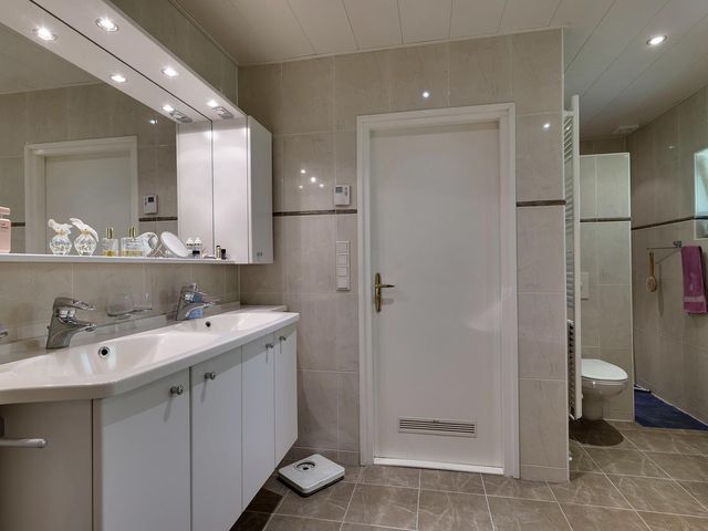 den Bruijl 33, Velp