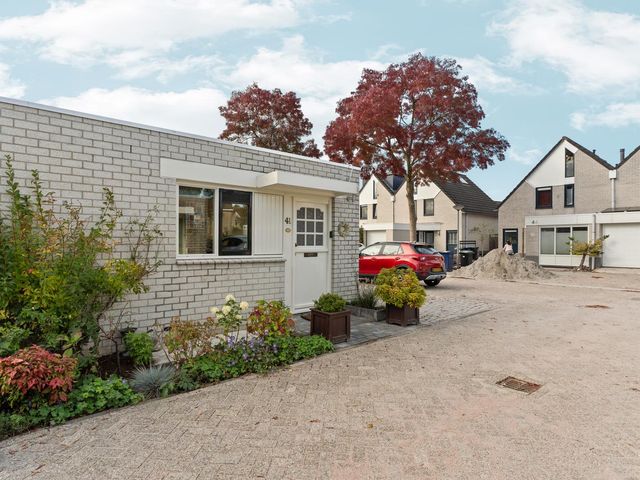 Madernastraat 41, Almere