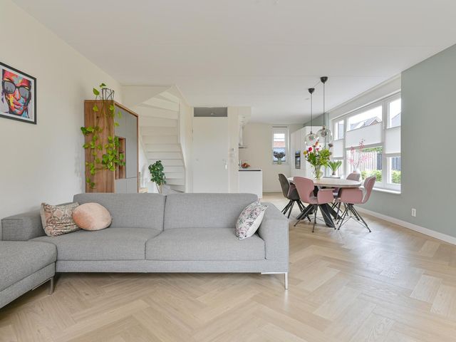 Menso Altinghof 1, Hoogeveen