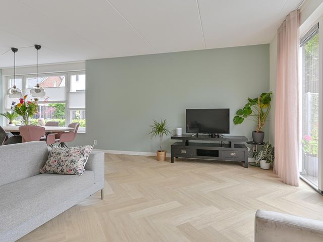 Menso Altinghof 1, Hoogeveen